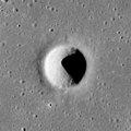 Hornsby crater AS15-M-0408.jpg