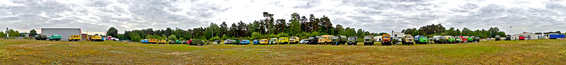 File:IFA LKW Treffen in Ludwigsfelde, 2011.jpg