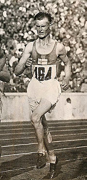 Salminen Berliinin kesäolympialaisissa 1936.