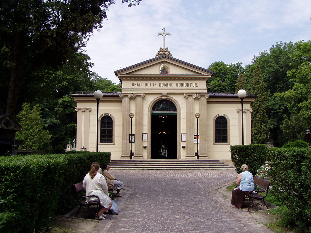 Kaplica na Cmentarzu Rakowickim w Krakowie (front)