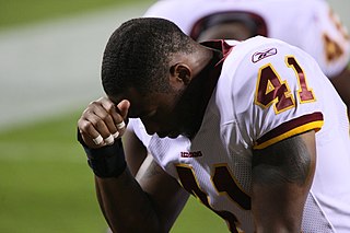 <span class="mw-page-title-main">Kareem Moore</span> American football player (born 1984)