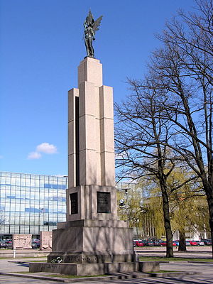 Статуя Свободы (Каунас)