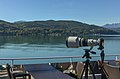 English: CANON equipment mounted on a Manfrotto tripod on top of the motorship «Kaernten» Deutsch: CANON-Ausrüstung auf einem Manfrotto-Stativ montiert auf dem Motorschiff «Kärnten»