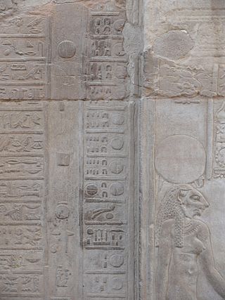 <span class="mw-page-title-main">Egyptian calendar</span> Calendar used in ancient Egypt before 22 BC