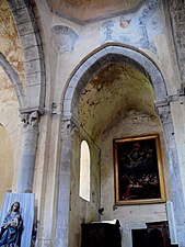 Croisée du transept, croisillon nord et Vierge à l'Enfant.