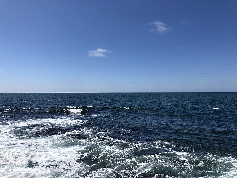 File:La Jolla Cove 1 2019-08-23.jpg