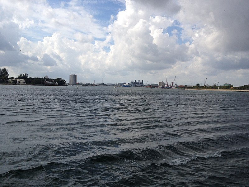 File:Lake Worth and Palm Beach Inlet, West Palm Beach, Florida - panoramio (1).jpg