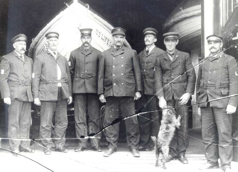 File:Life saving station crew and boat house.jpg