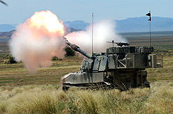 M109A6 Paladin UTARNG 2004 firing.jpg