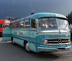 Mercedes-Bus-Arlberg-Express-05a.jpg