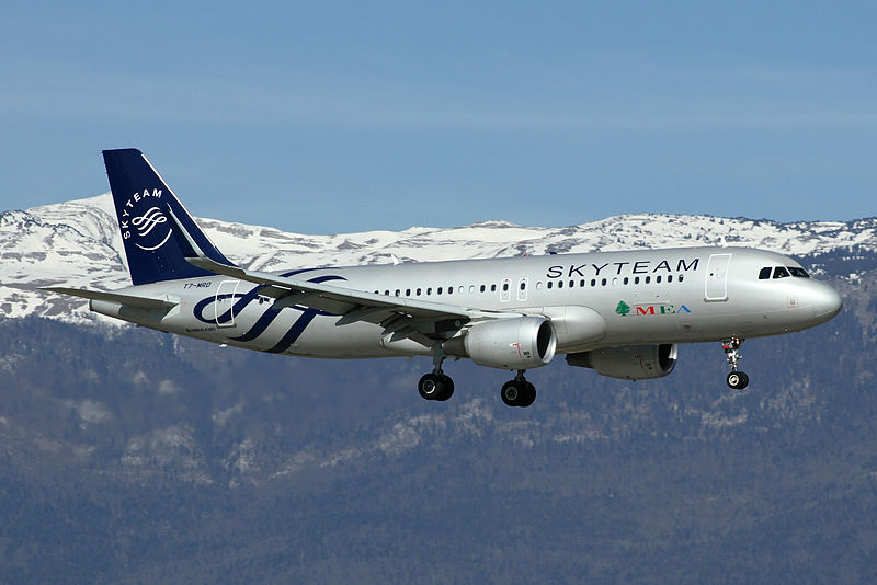 File:Middle East Airlines Airbus A320 on short finals at Geneva International Airport.jpeg