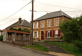 The town hall in Mouron