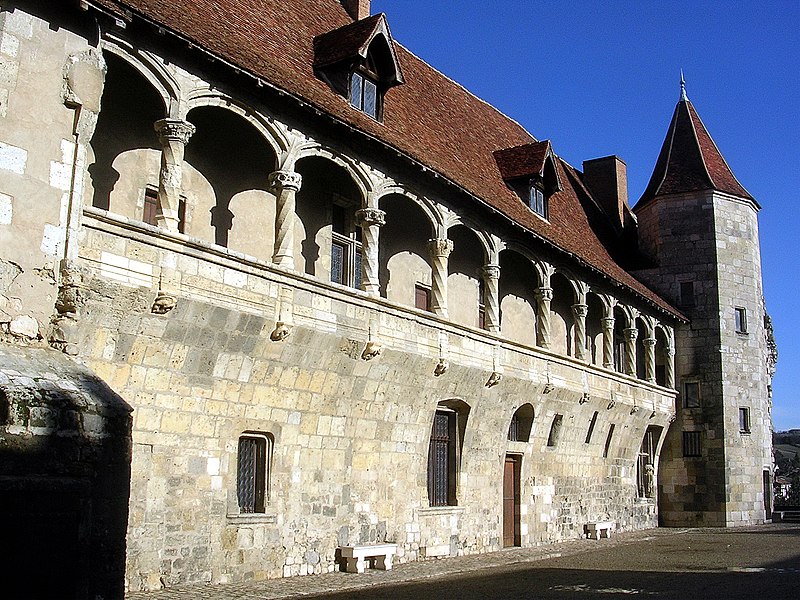 File:Nérac château 2.JPG