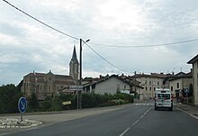 Neuville-les-Dames, July 2012.jpg