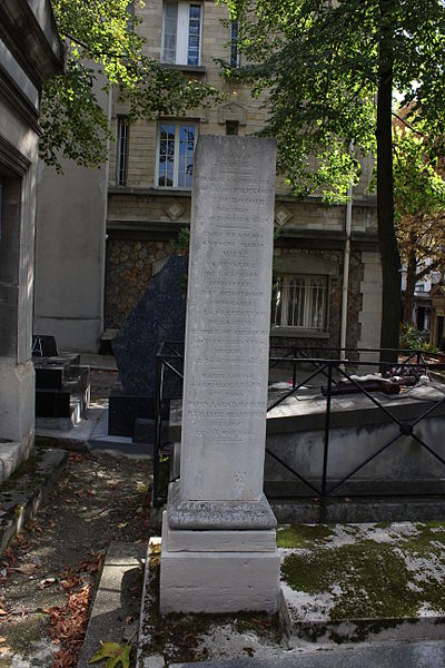 File:Père-Lachaise - Division 3 - Grange 04.JPG