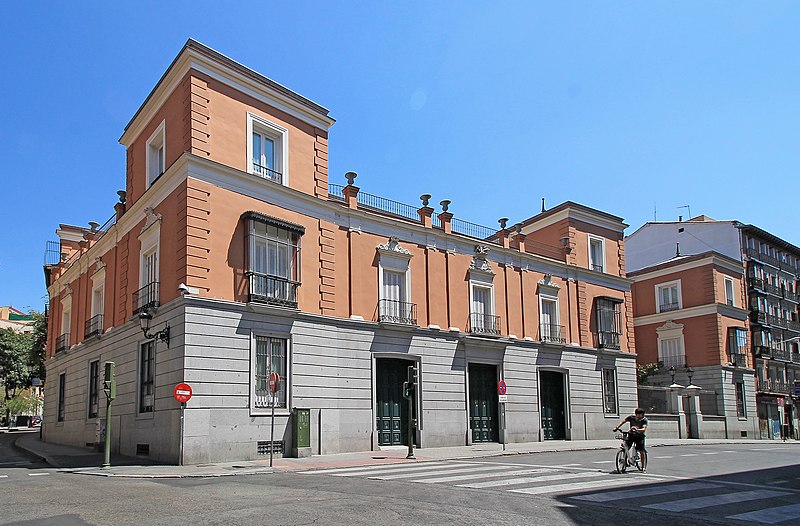 File:Palacio de Viana (Madrid) 03.jpg