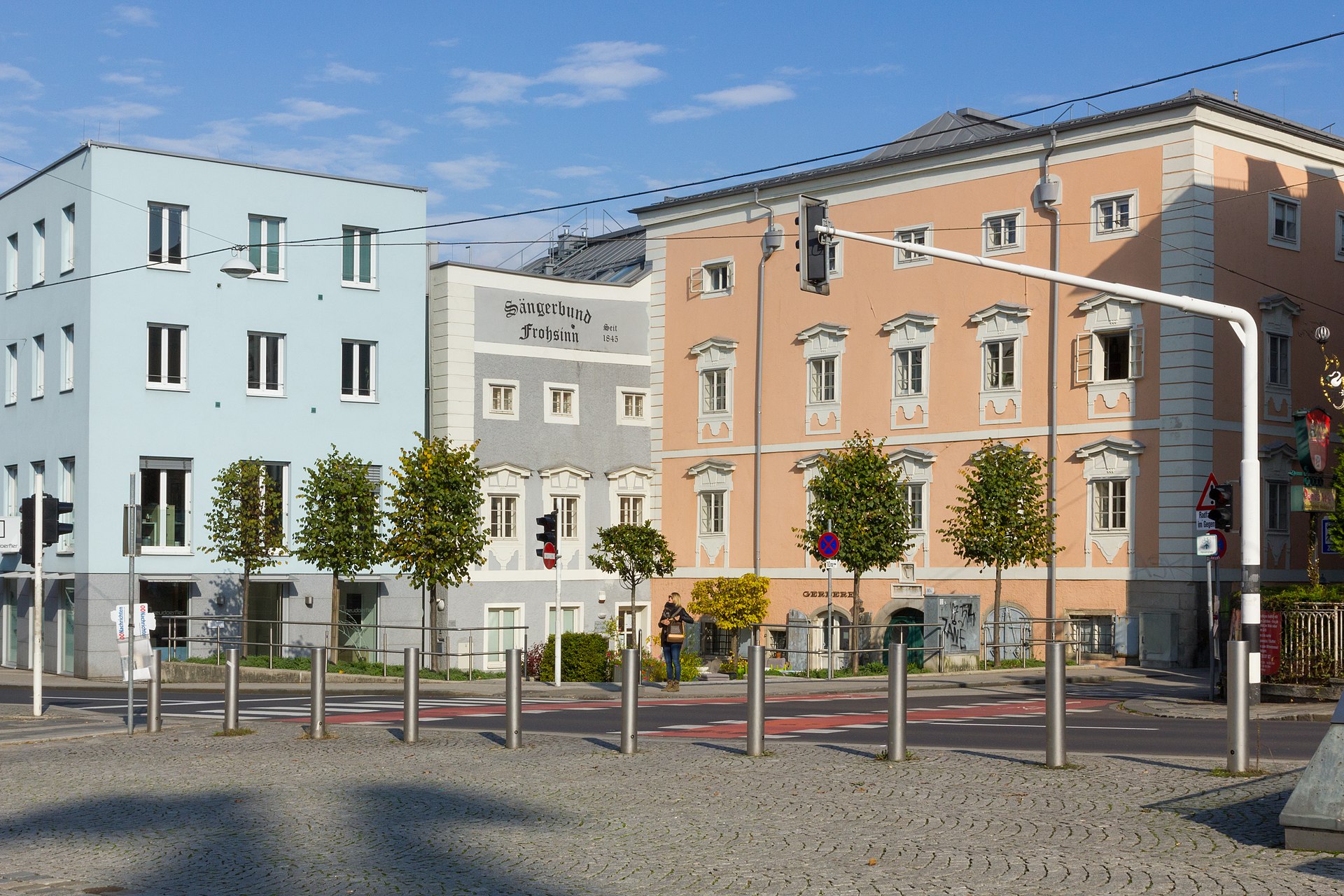 1920px-Pfarrplatz_10,_10a.jpg