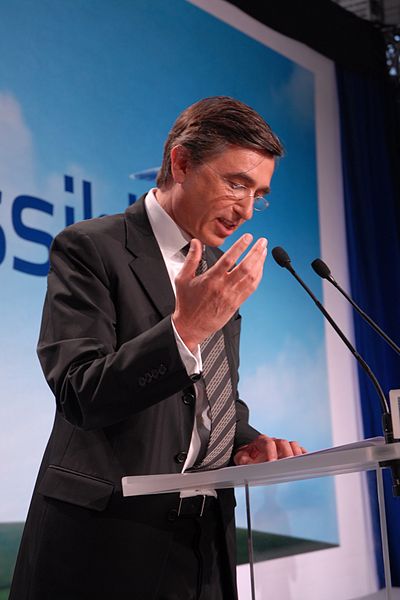 File:Philippe Douste-Blazy - Sarkozy's meeting in Toulouse for the 2007 French presidential election 0148 2007-04-12.jpg