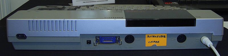 File:Philips VG-8020 trasera.jpg