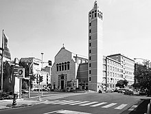 Piazza Asti - Рим (2003) .jpg