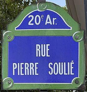 Voir la plaque.