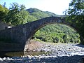 Die Brücke Ponte di Castruccio Castracani nahe Lolle (Piteglio)