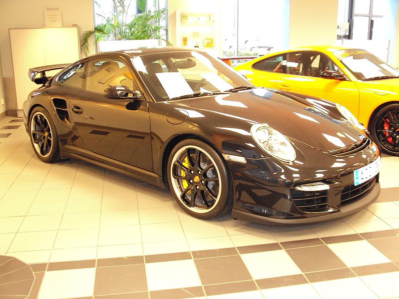 File:Porsche 911 GT2 (4319228004).jpg