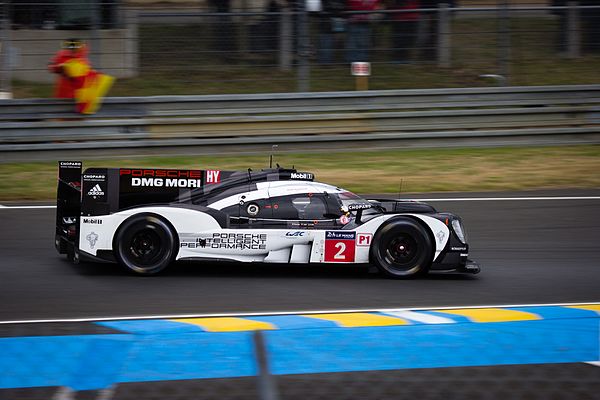 Neel Jani took the second successive pole position for the No. 2 Porsche 919 Hybrid at Le Mans in the opening ten minutes of the first qualifying sess