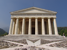 The Neoclassical Tempio Canoviano in Possagno Possagno Canova-Tempel.png