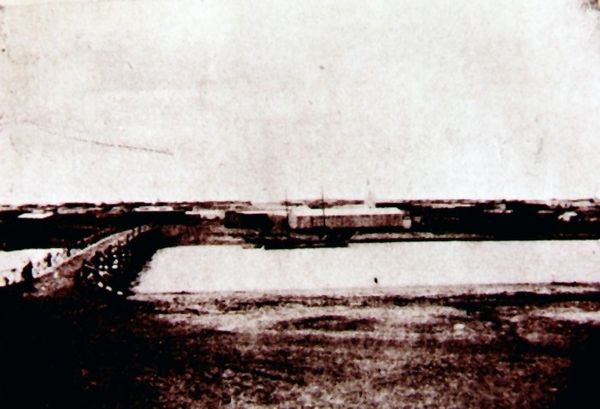 First wooden bridge over the Chubut River