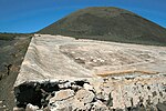 Miniatuur voor Bestand:Regenwassersammler Acogida am Monte Corona Lanzarote.jpg