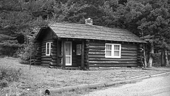 Roes Creek Camptender Cabin.jpg