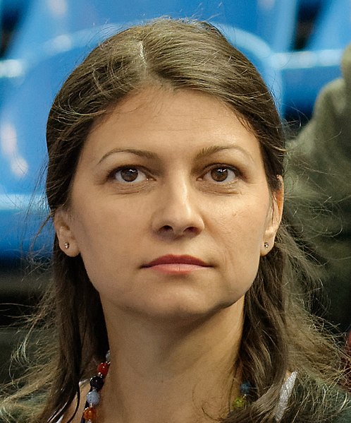 File:Roxana Scarlat 2015 WCh.jpg