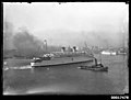 SS MARIPOSA sailing into Circular Quay, 1932-1941 (8263571032).jpg