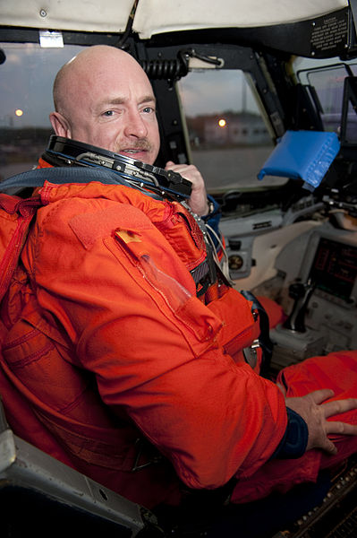 File:STS-134 Mark Kelly in the Shuttle Training Aircraft.jpg