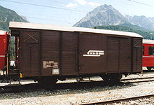 Ordinary covered wagon with central side door on the Rhaetian Railway in Switzerland Scuol Tarasp RhB 5507.jpg