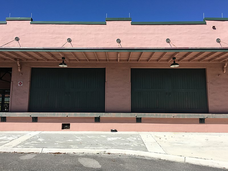 File:Seaboard Air Line Train Station Deerfield Beach (24189951588).jpg