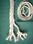 (3)Konopné lano stáčené ze 4 pramenů
