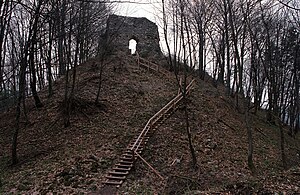 Załuż-Monasterzec, zamek Sobień