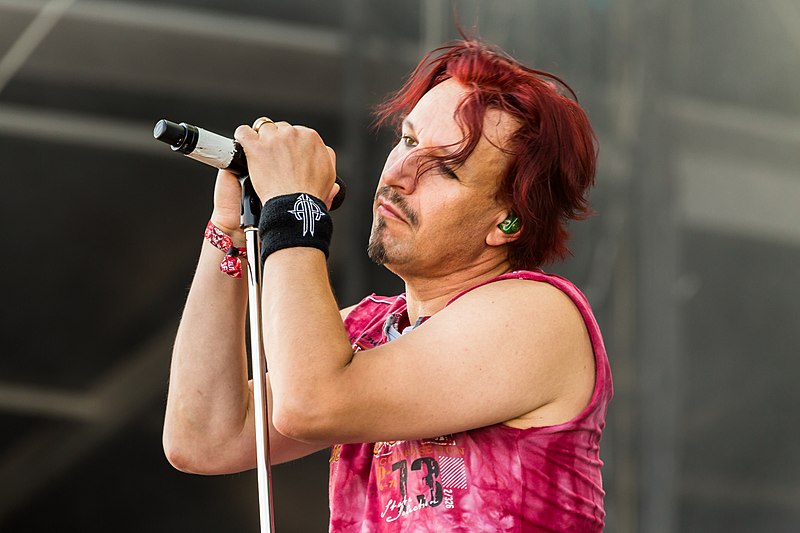 File:Sonata Arctica Summer Breeze Open Air 2017 03.jpg