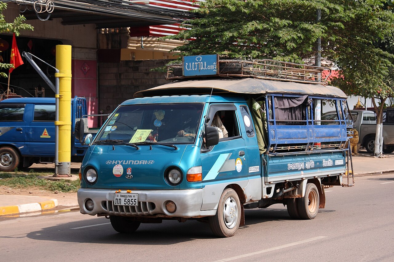 Image of Songthaew in Vientiane 01