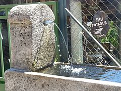 Fontaine.