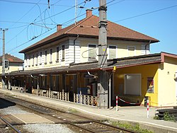 Spielfeld-Straß-Bf-01.jpg