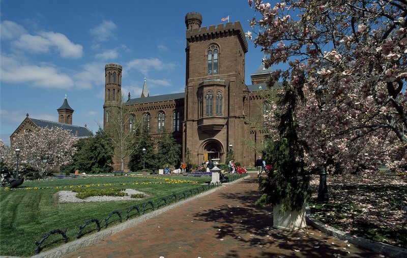 File:Springtime view of the Smithsonian Institution "Castle," the museum complex's first building when it was simply called the "National Museum." Washington, D.C LCCN2011635752.tif