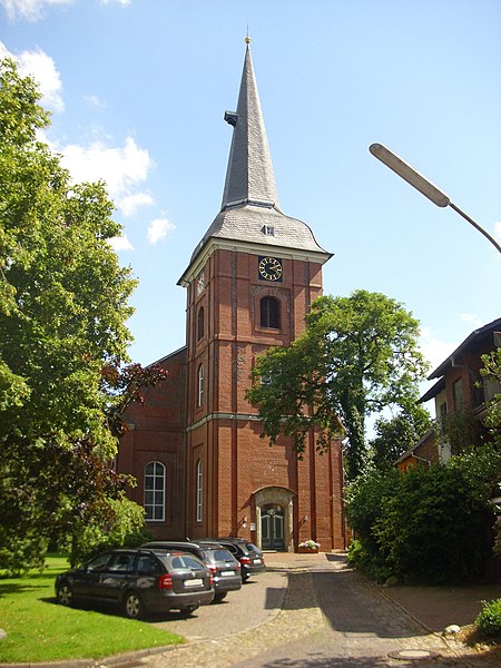 File:St-Petri-Kirche Osten.jpg