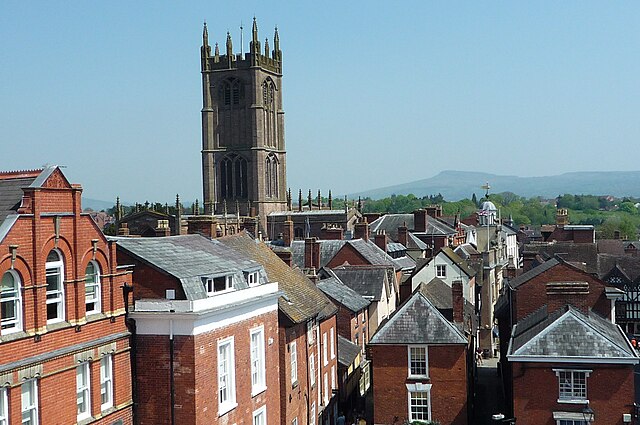 Image: St. Laurence's Church (Ludlow)   geograph.org.uk   5764925