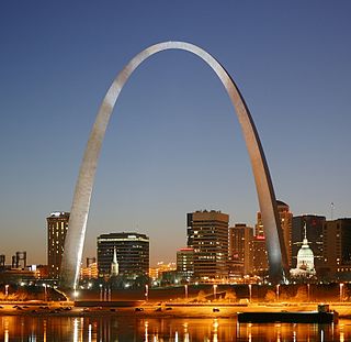 Gateway Arch monument in St. Louis, Missouri