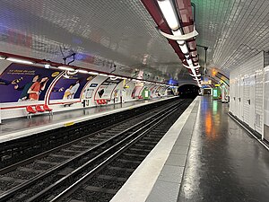 Vue d'ensemble des quais.