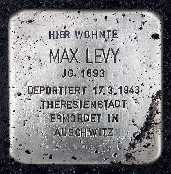 File:Stolperstein Ansbacher Str 76 (Schön) Max Levy.jpg