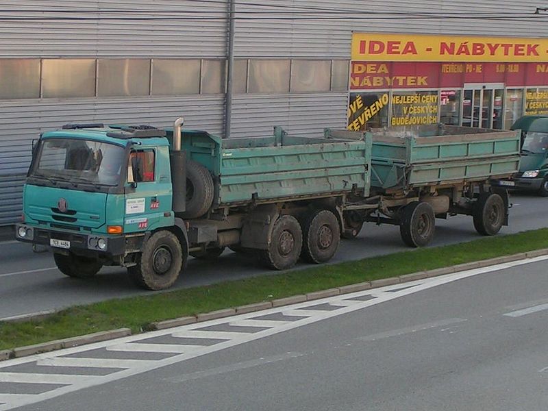 File:Tatra1011.jpg